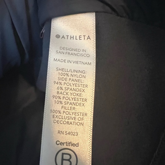 Athleta Women's Rock Ridge Primaloft Jacket Gray - Picture 10 of 11